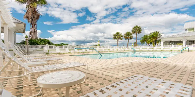 mallory-hill-country-club-pool