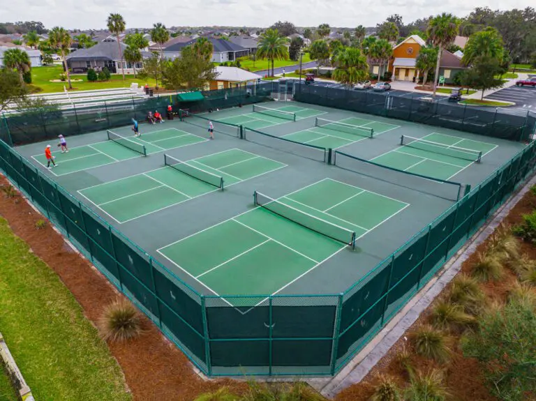 Spanish Moss Recreation Pool & Bocce Fun
