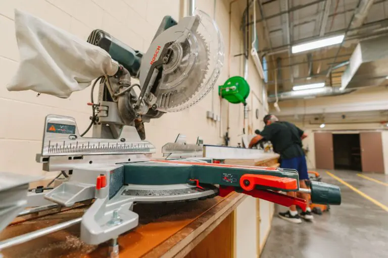 recreation-woodshop-woodworking-23