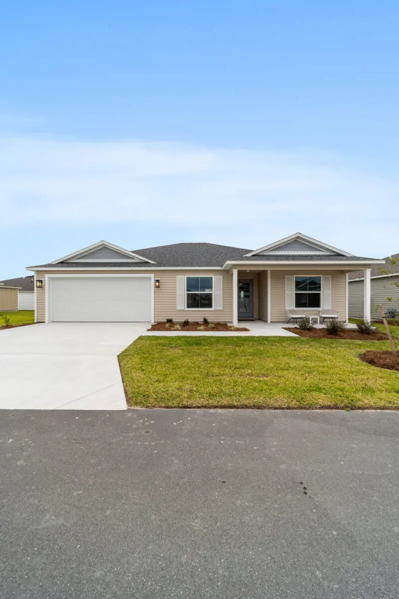 cottage-pebble-beach-exterior-vertical