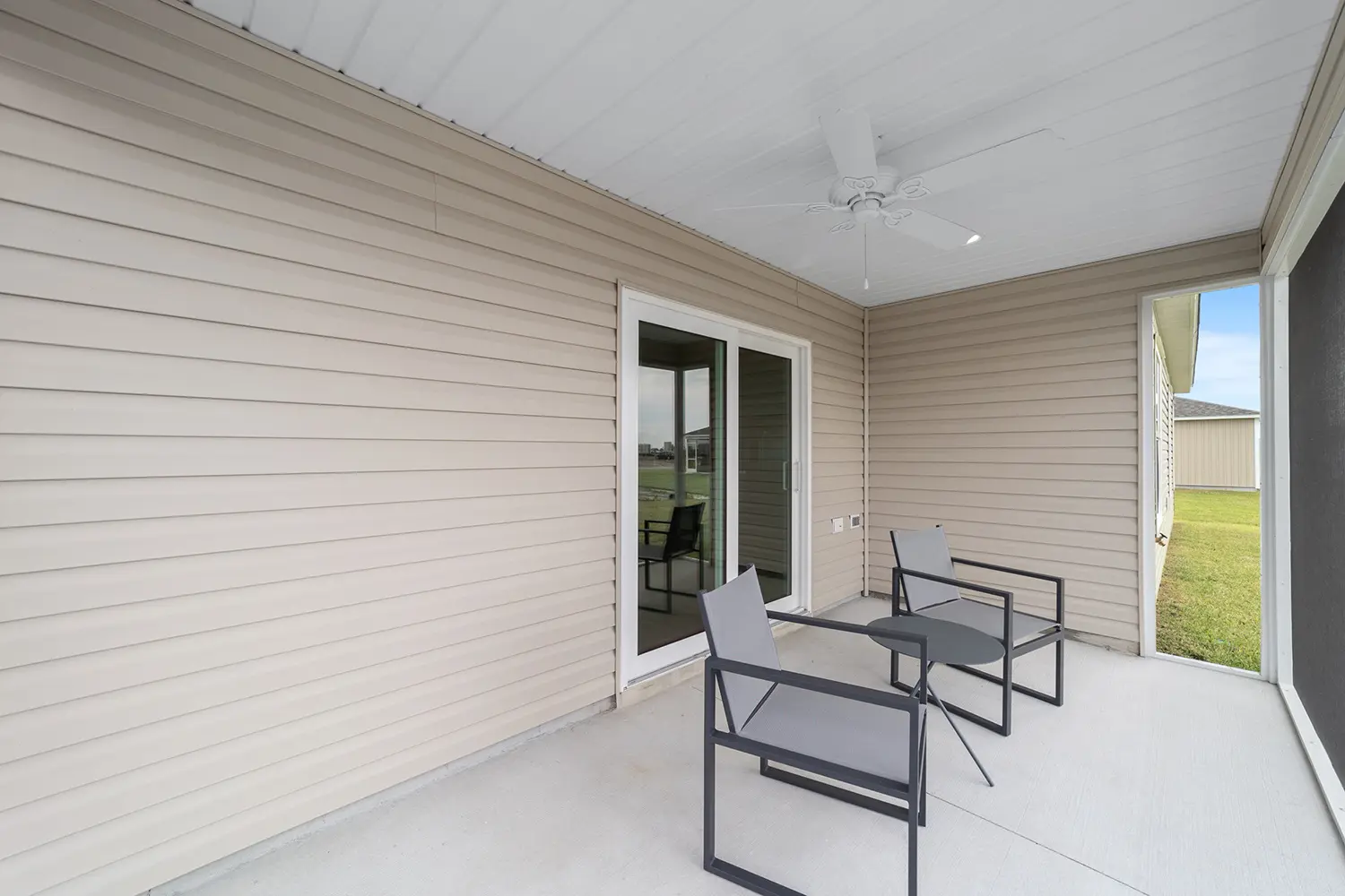 cottage-pebble-beach-lanai