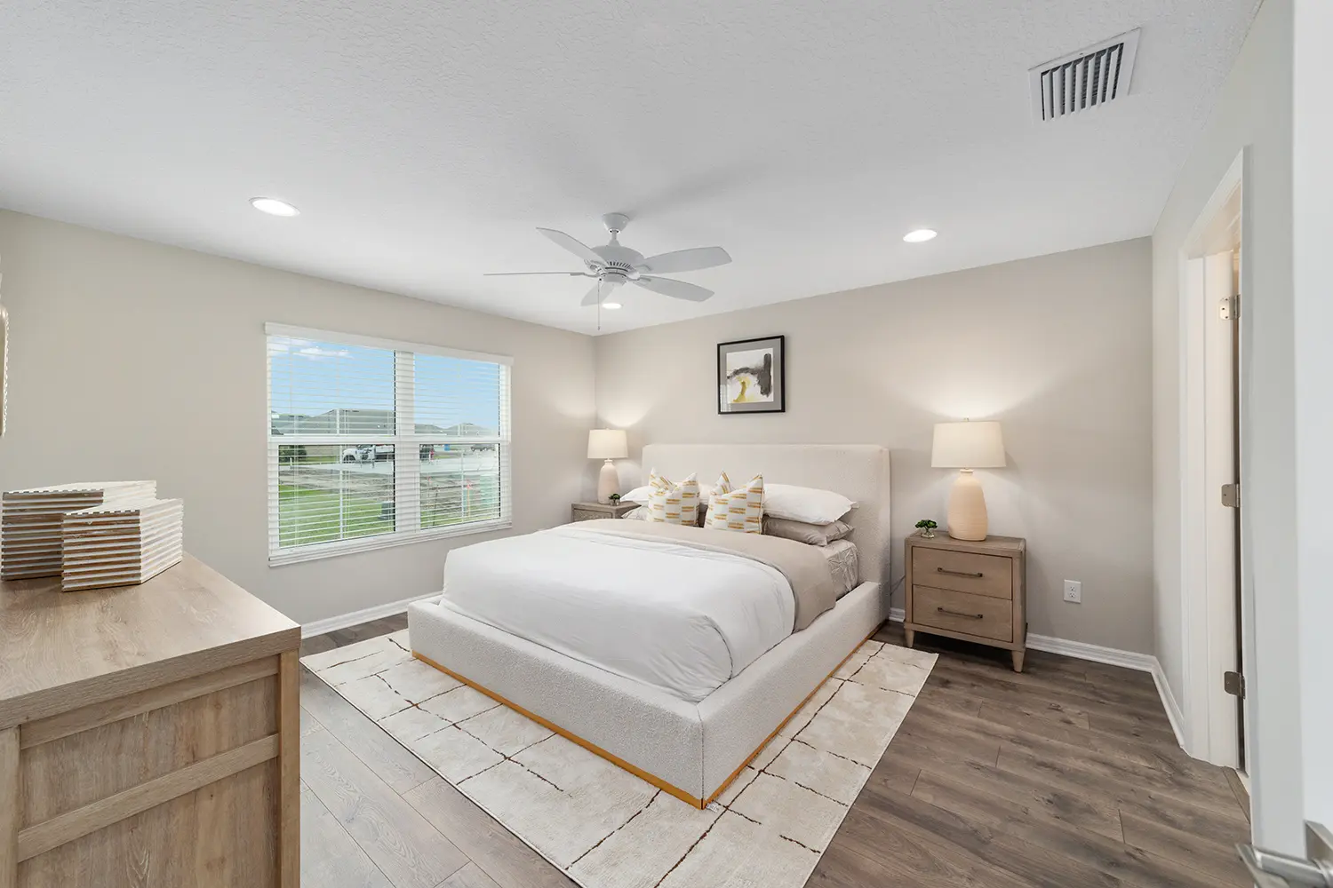 cottage-sun-kissed-bedroom-3
