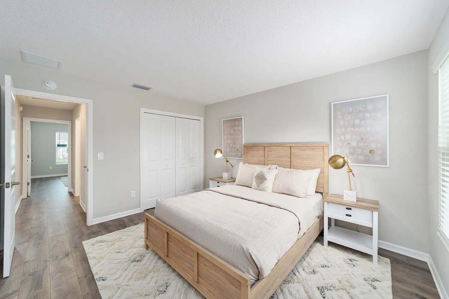 cottage-sun-kissed-bedroom-4