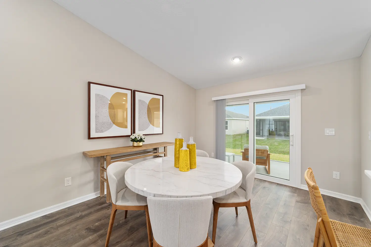 cottage-sun-kissed-dining-room