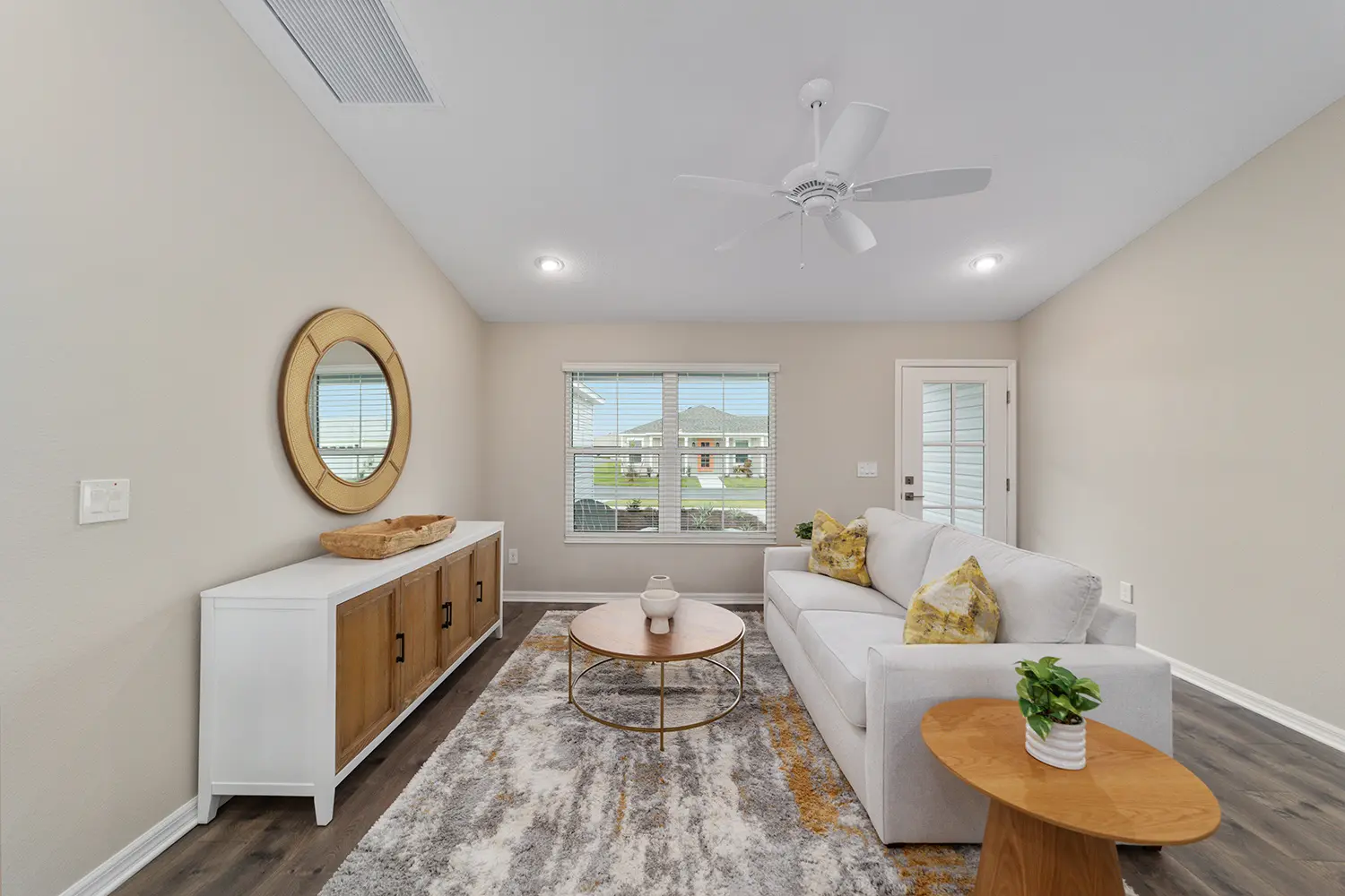 cottage-sun-kissed-living-room-3