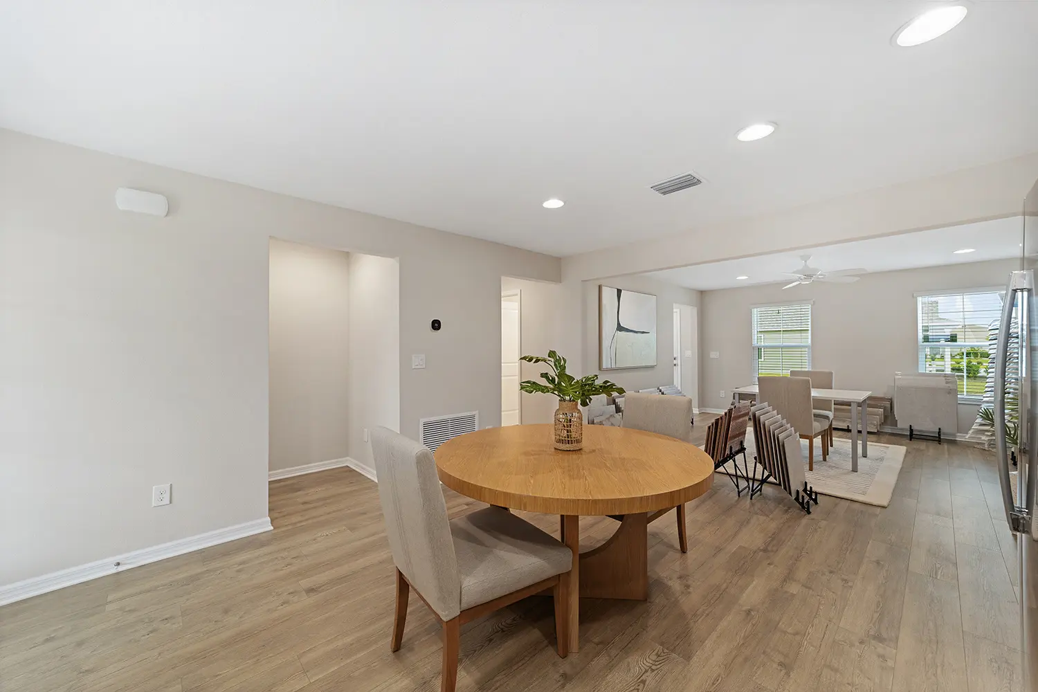 cottage-tide-pool-kitchen-dining-1