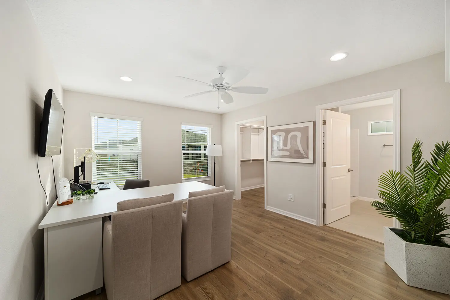 cottage-tide-pool-office-4