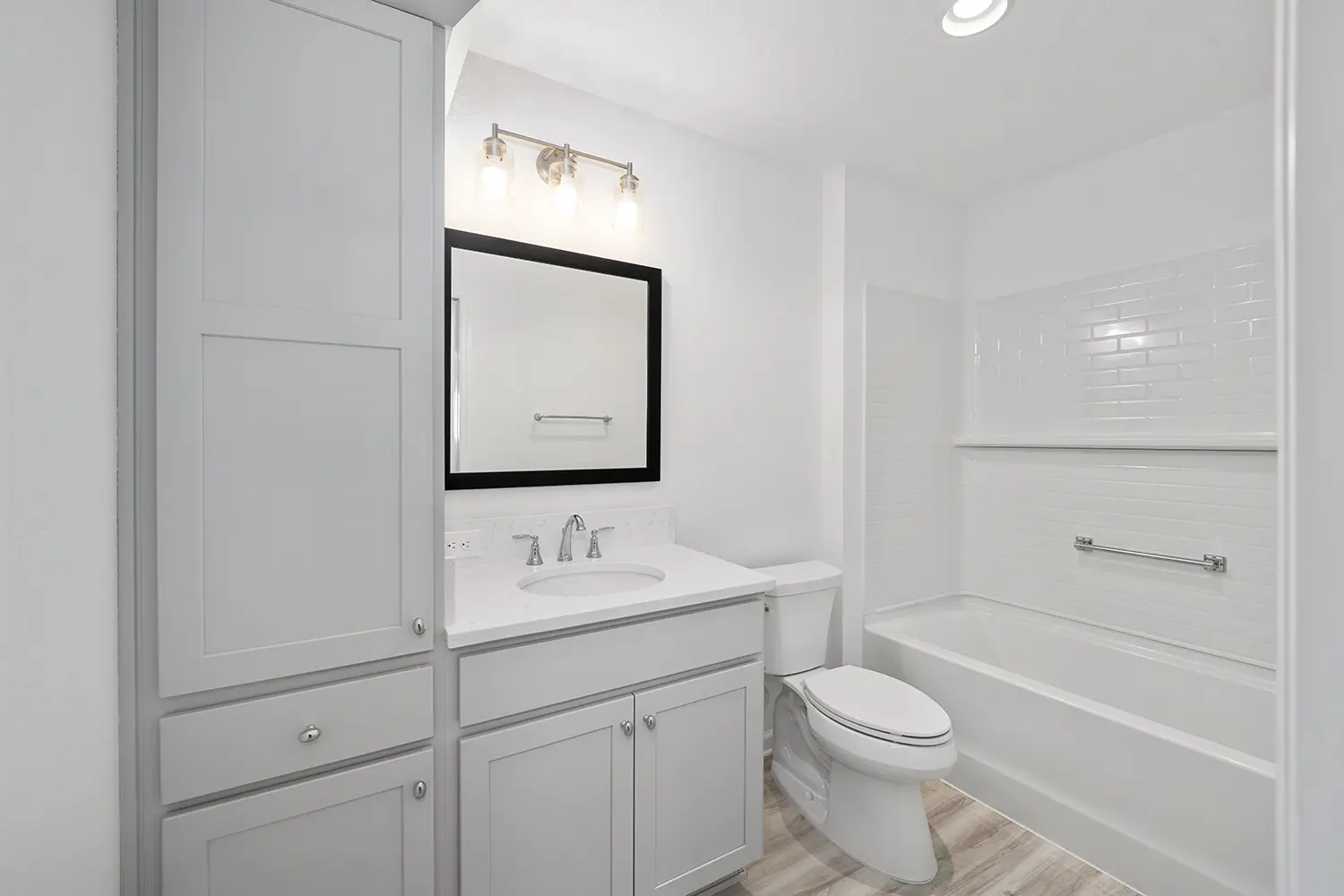 courtyard-villa-charlotte-bathroom-25