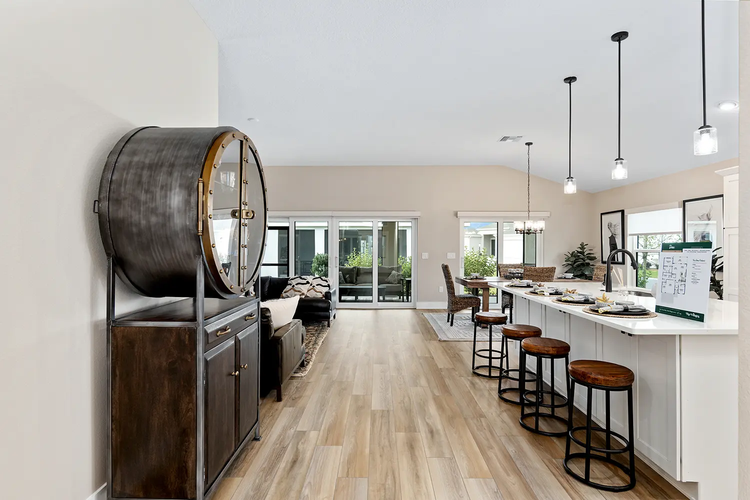 designer-dove-street-of-dreams-entry-kitchen