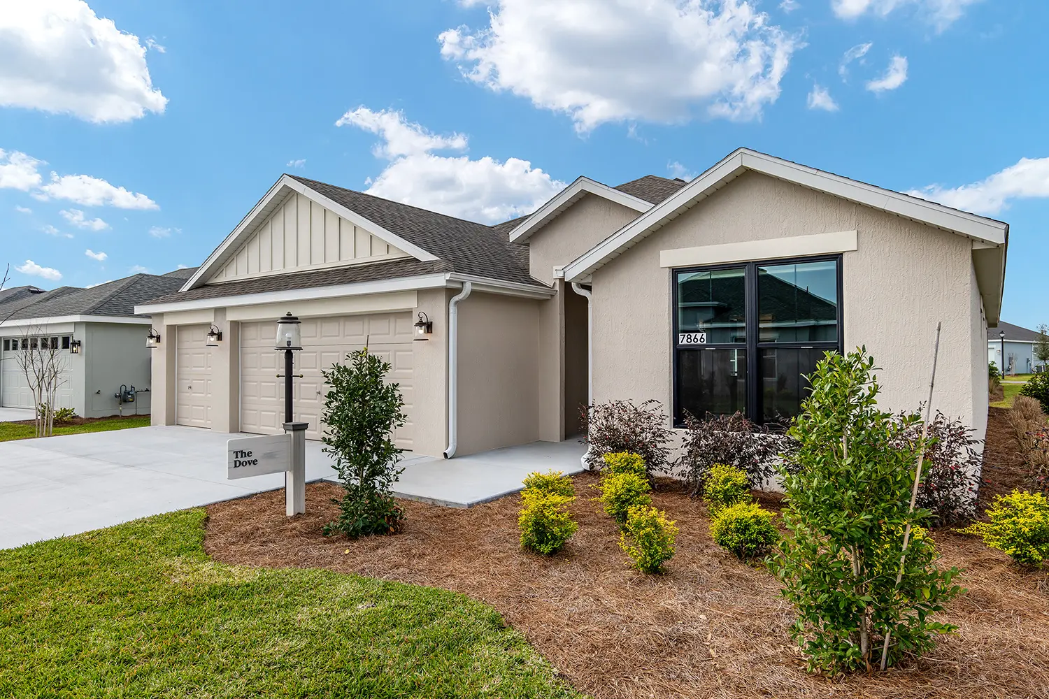 designer-dove-street-of-dreams-exterior-front-4