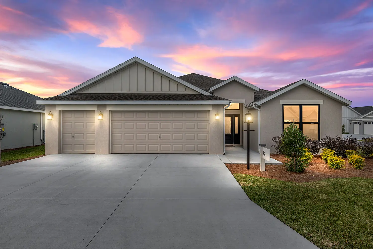 designer-dove-street-of-dreams-exterior-front-sunset