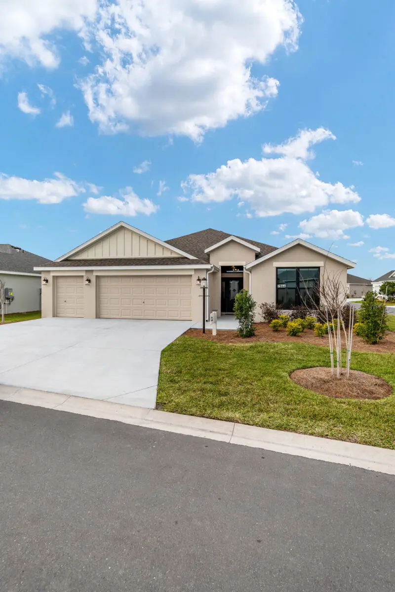 designer-dove-street-of-dreams-exterior-front-vertical