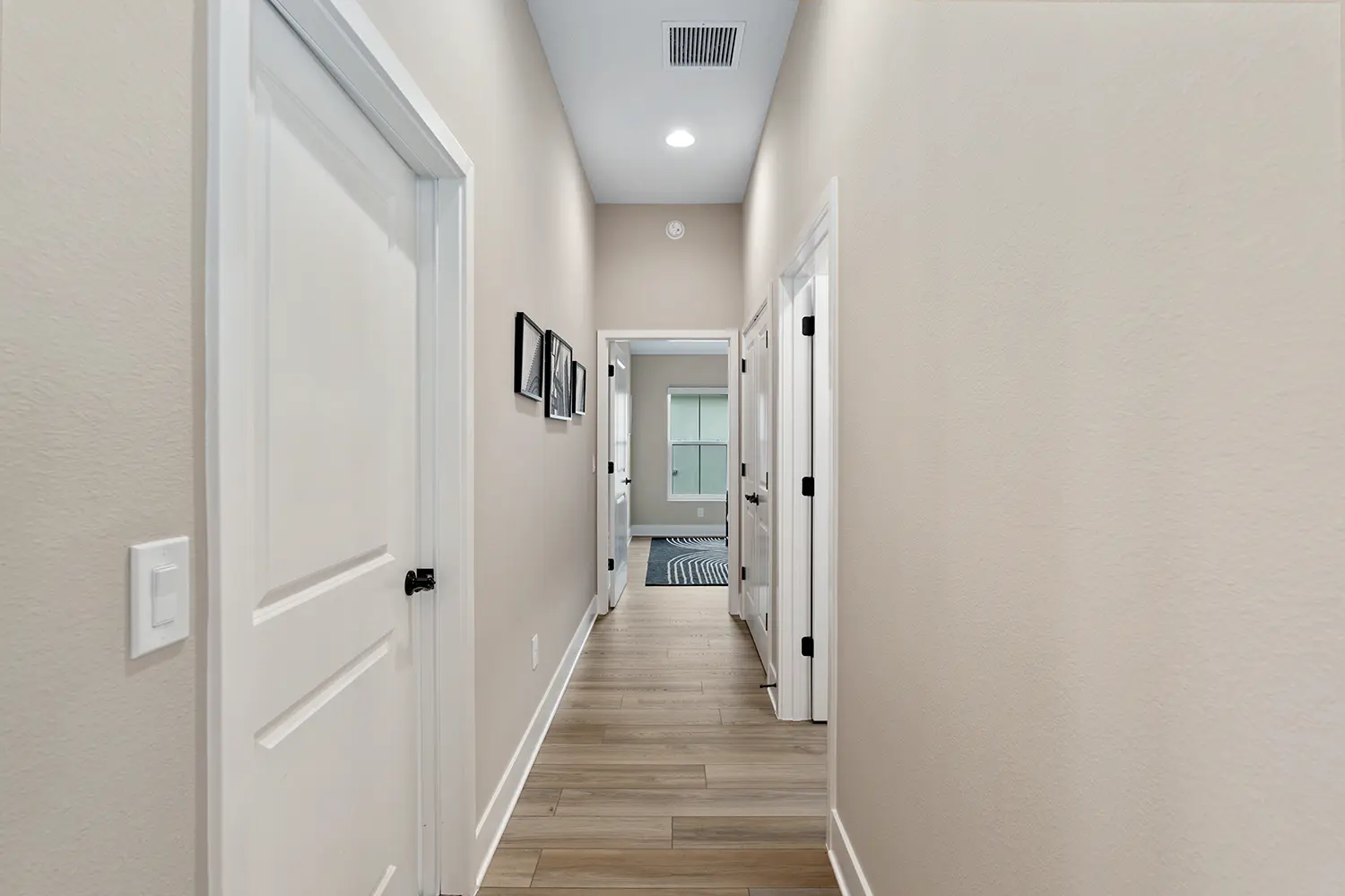 designer-dove-street-of-dreams-hallway