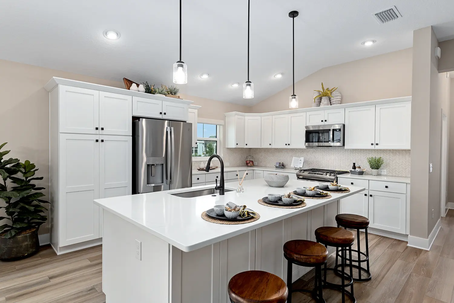 designer-dove-street-of-dreams-kitchen-5