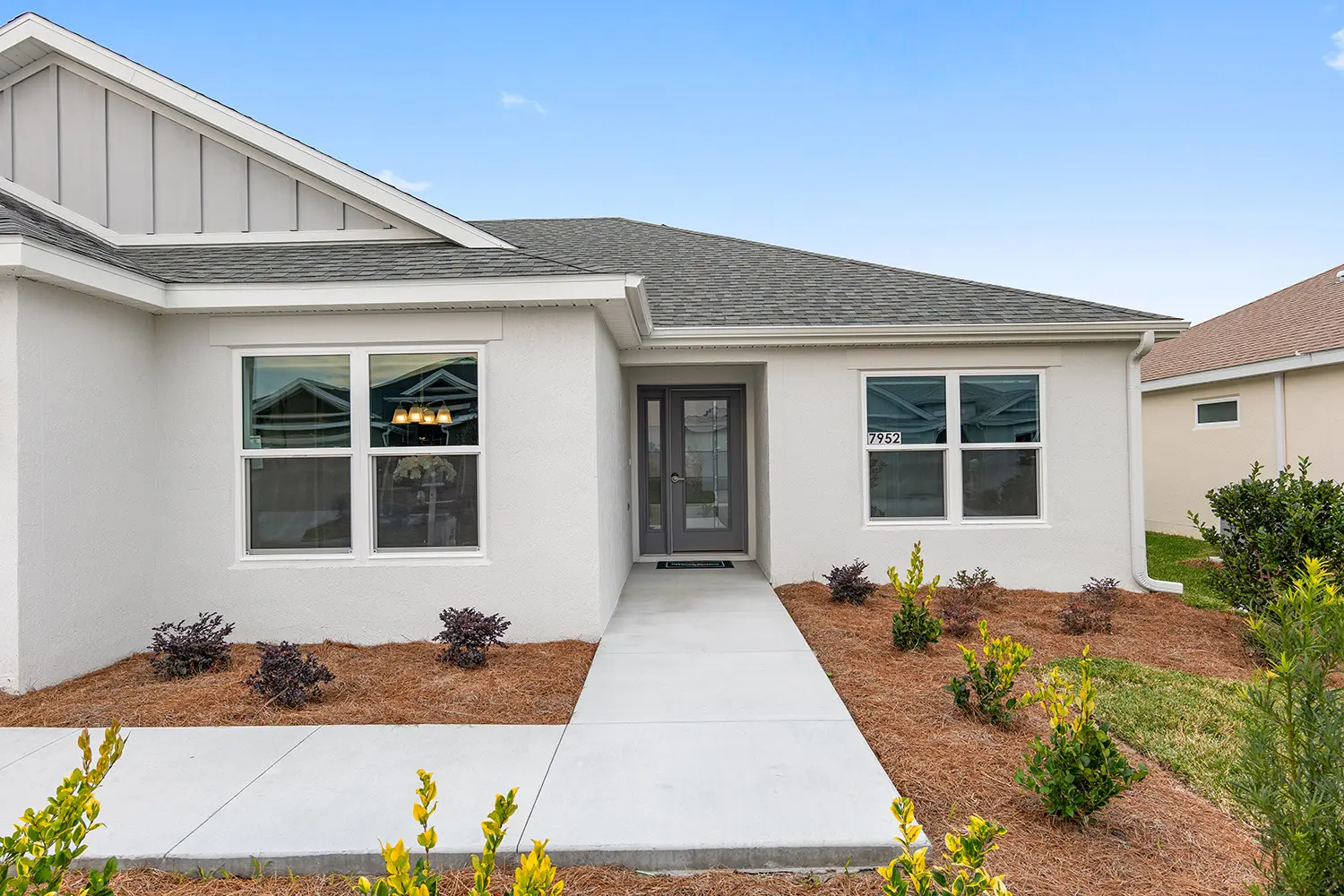 designer-eagle-street-of-dreams-exterior-front-1