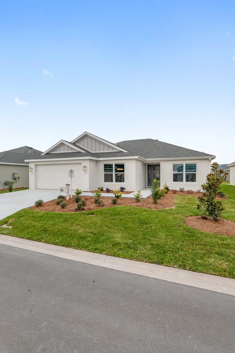 designer-eagle-street-of-dreams-exterior-front-vertical