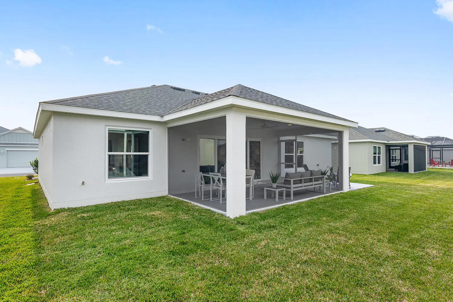 designer-eagle-street-of-dreams-exterior-rear-4