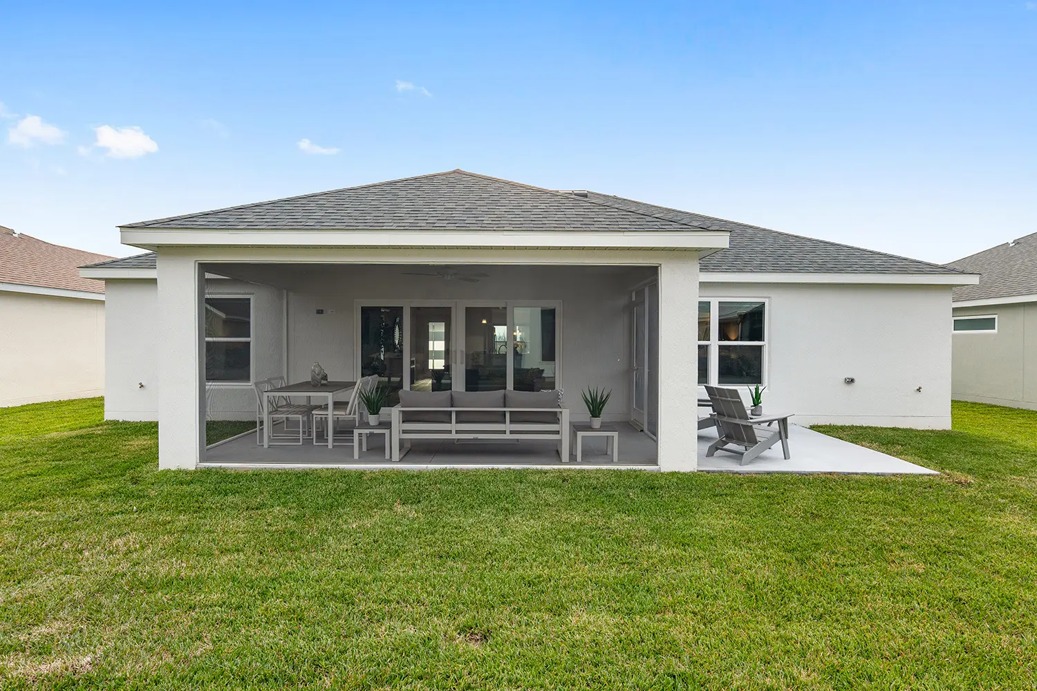 designer-eagle-street-of-dreams-exterior-rear