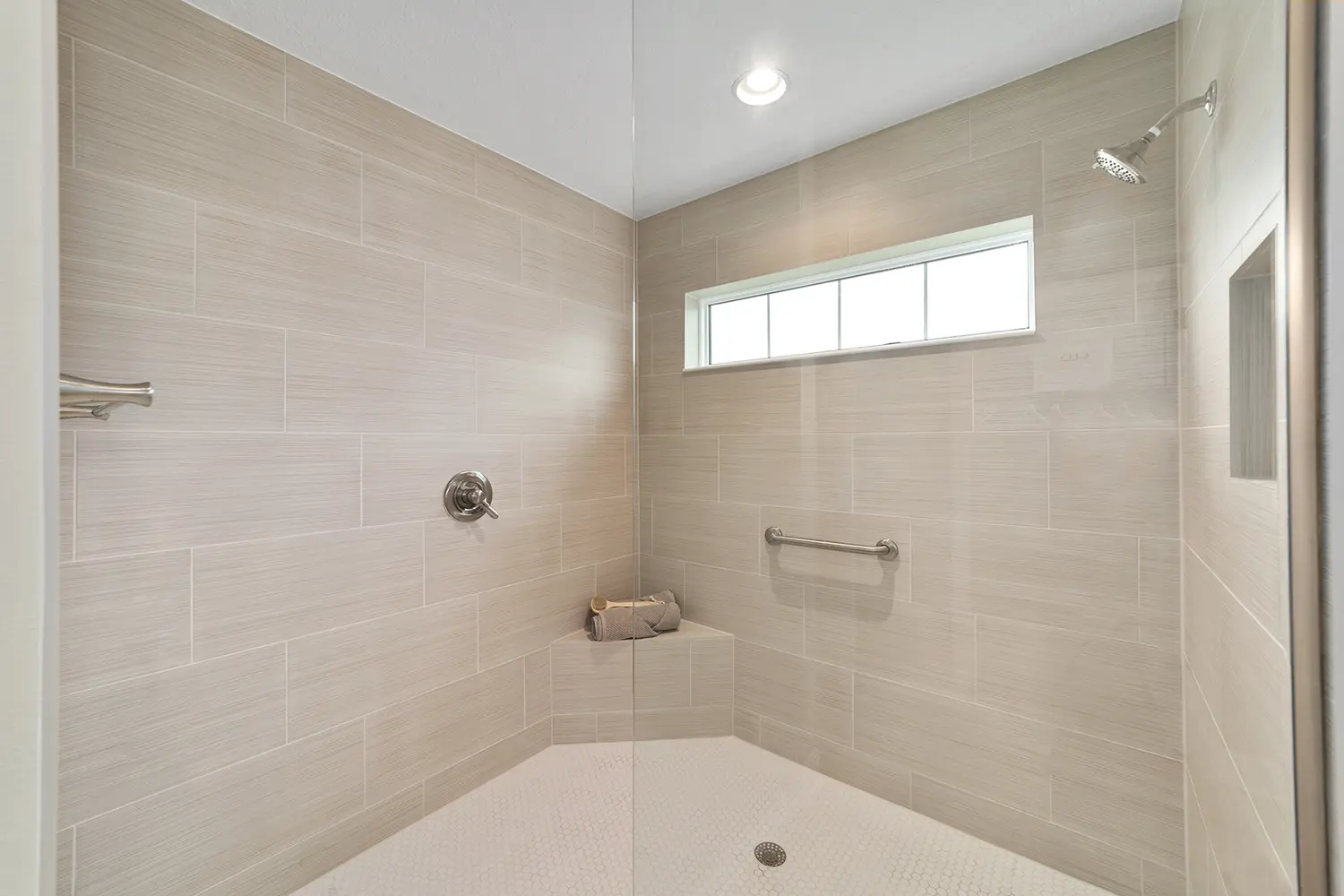 designer-kingbird-street-of-dreams-bathroom-2