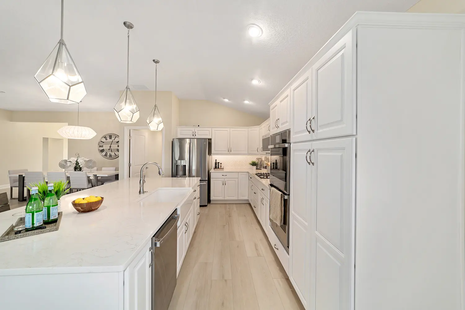 designer-kingbird-street-of-dreams-kitchen