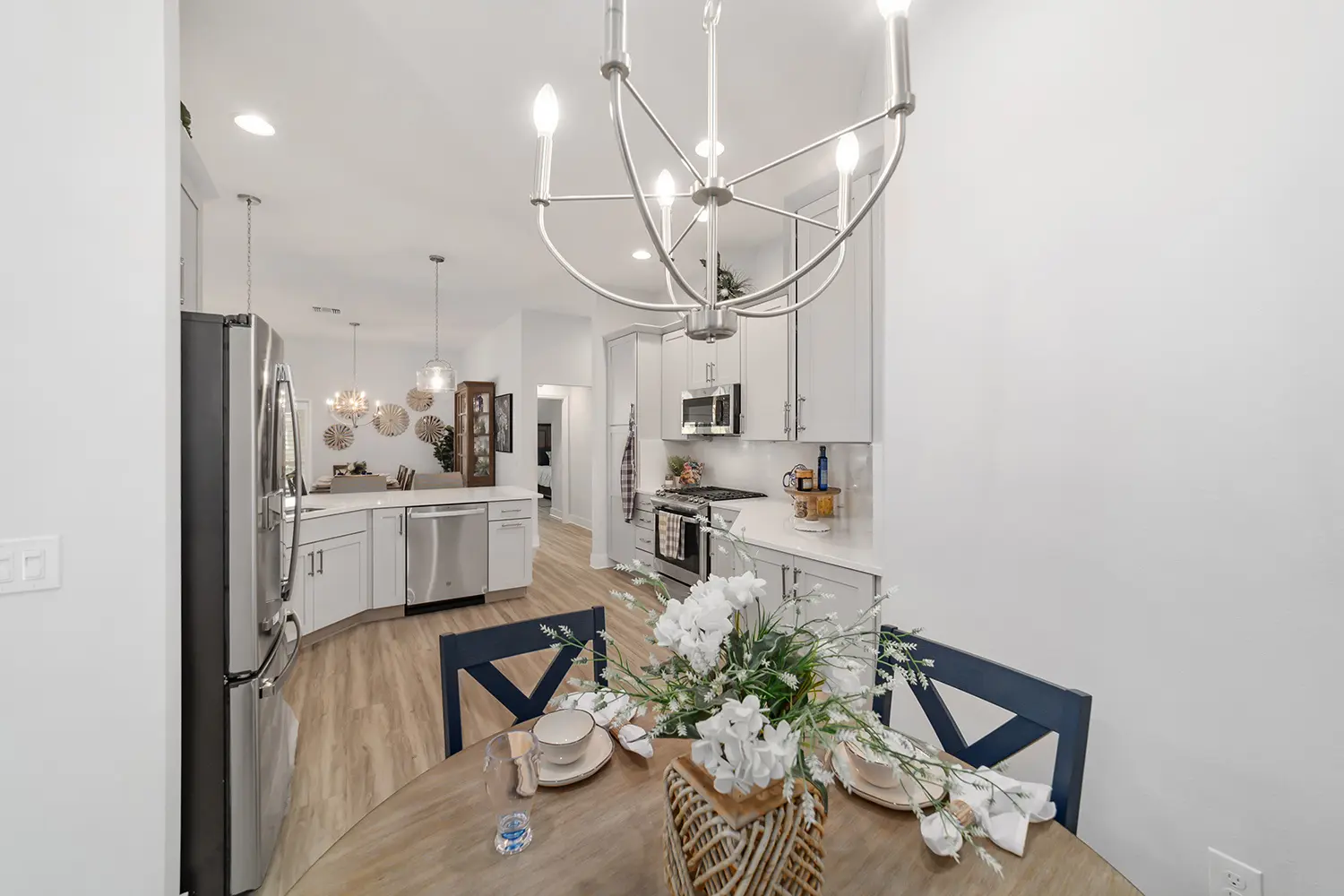 designer-mockingbird-street-of-dreams-dining-room-2