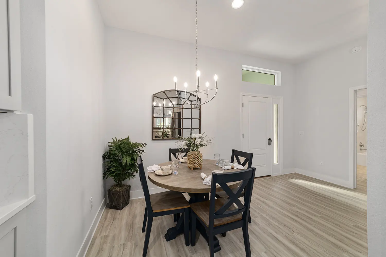 designer-mockingbird-street-of-dreams-dining-room
