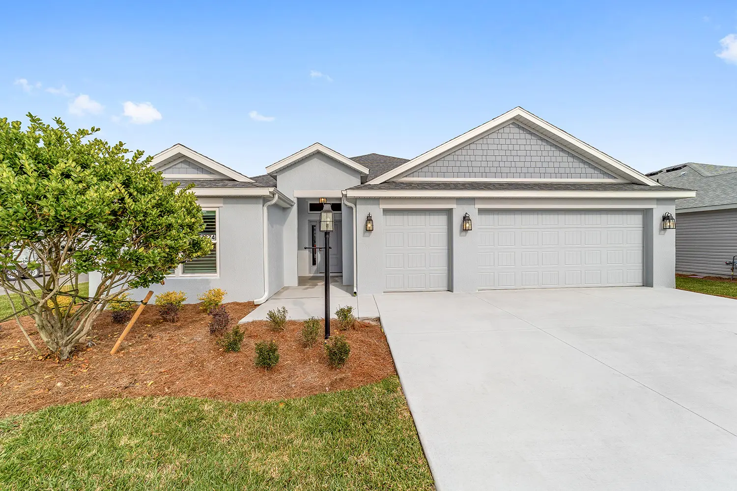 designer-mockingbird-street-of-dreams-exterior-front-1