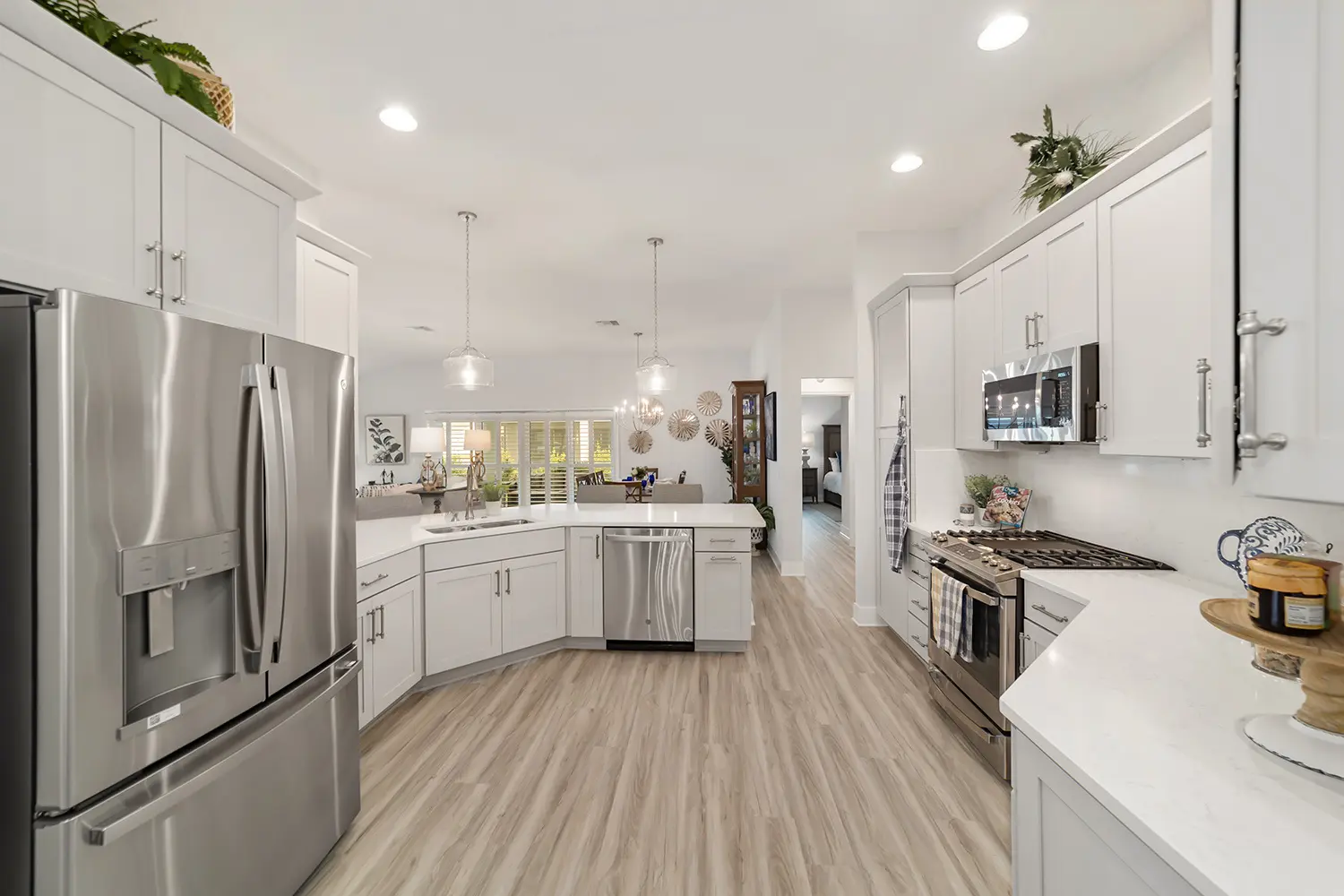 designer-mockingbird-street-of-dreams-kitchen