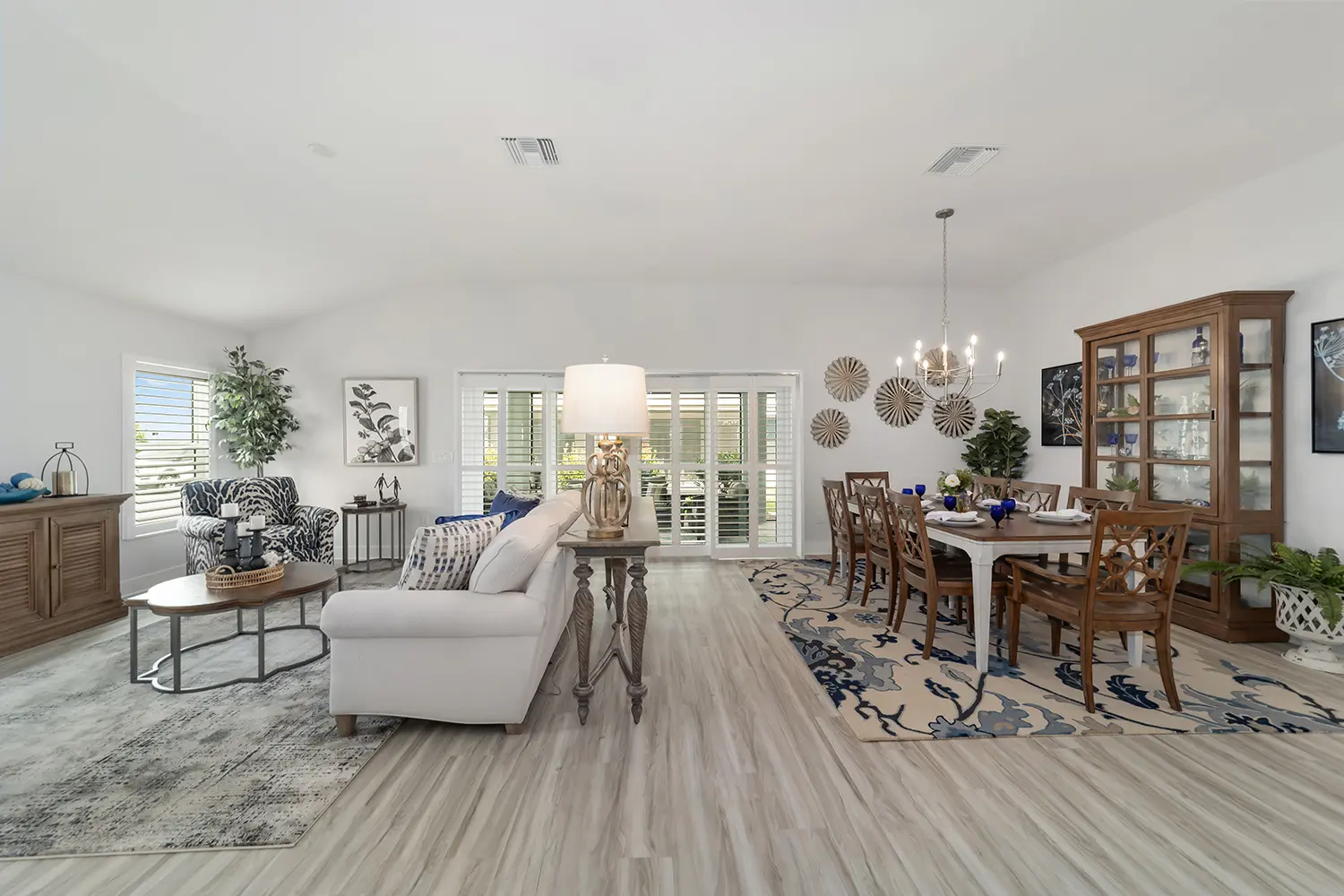 designer-mockingbird-street-of-dreams-living-room-1