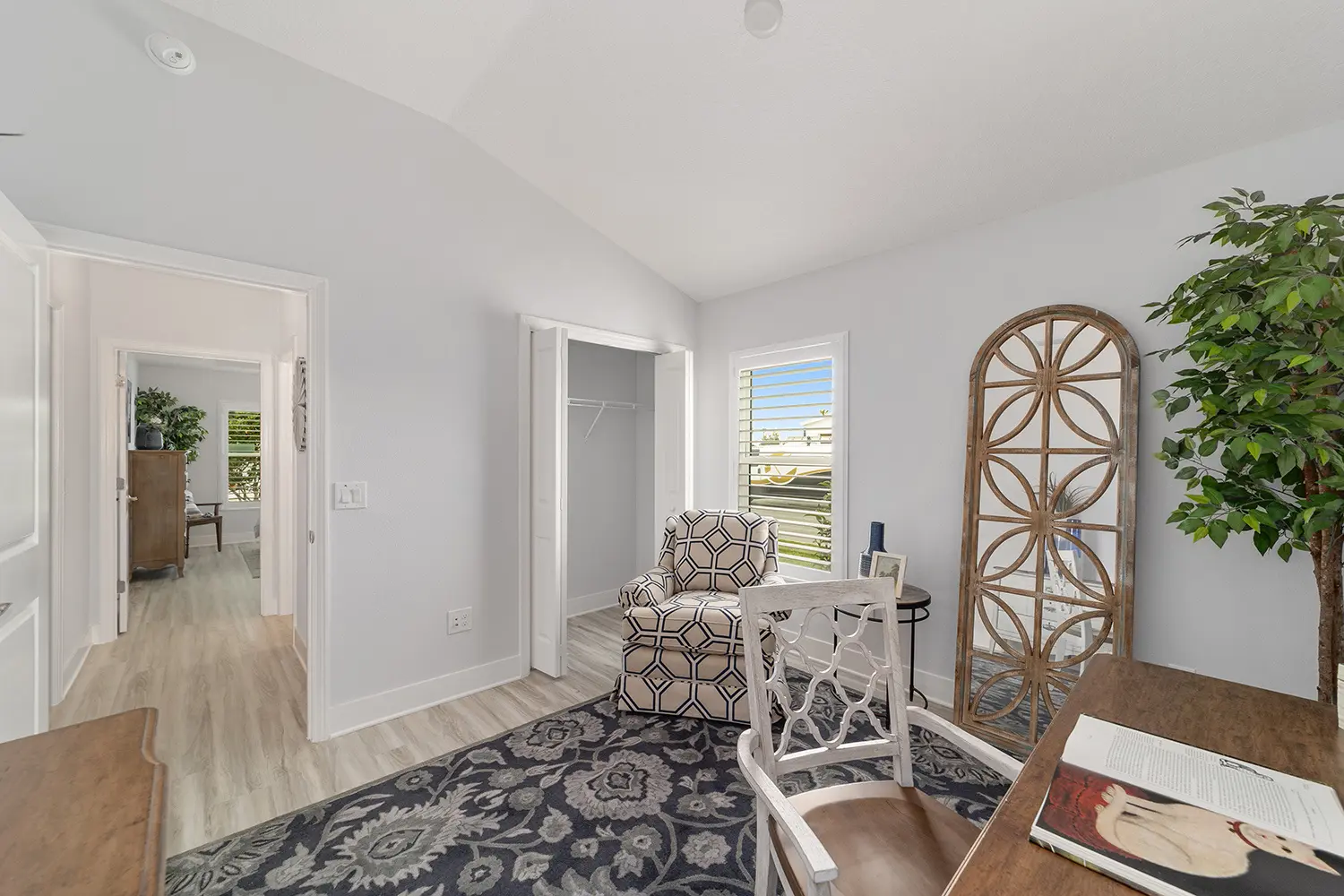 designer-mockingbird-street-of-dreams-office