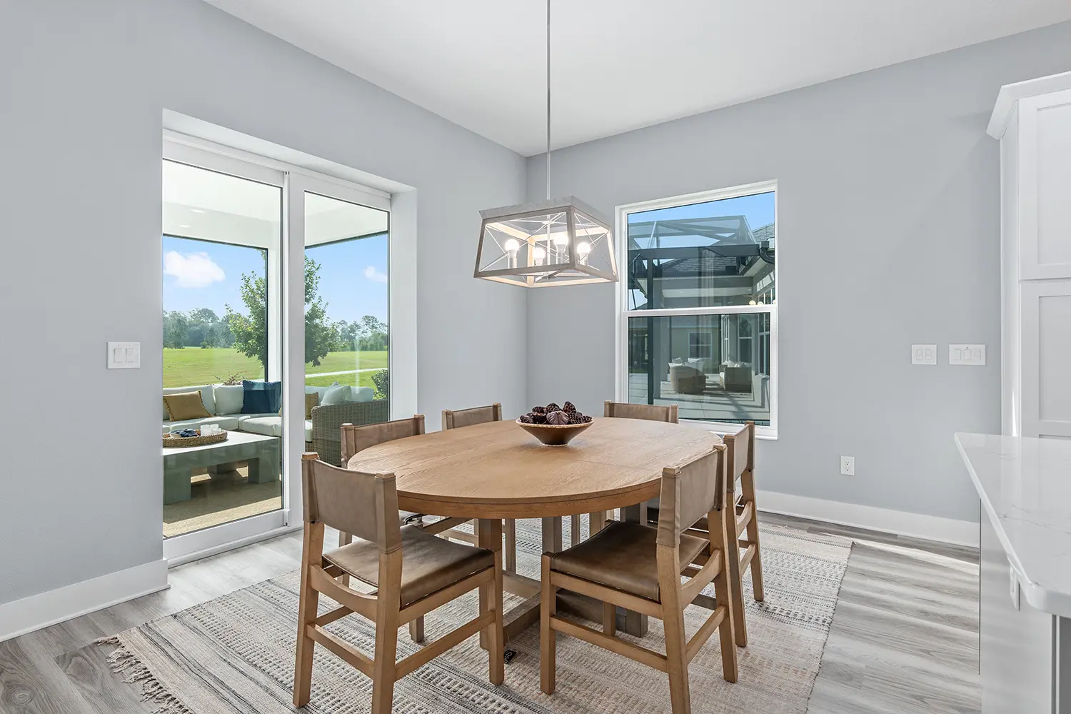 premier-egret-street-of-dreams-dining-table-2