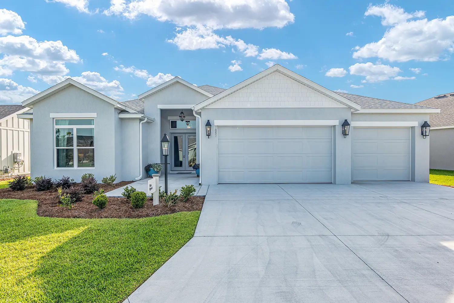 premier-egret-street-of-dreams-exterior-front-2