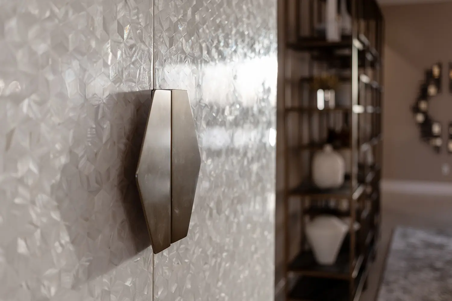 premier-warbler-street-of-dreams-interior-decor-details