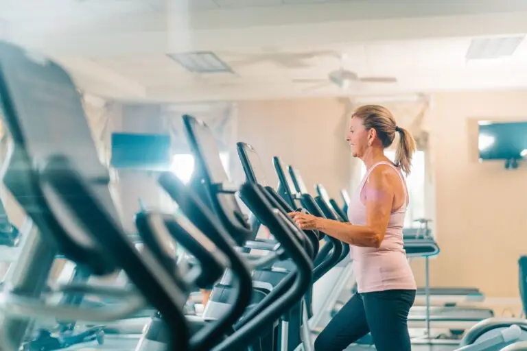SeaBreeze Fit Club - Woman on Treadmill