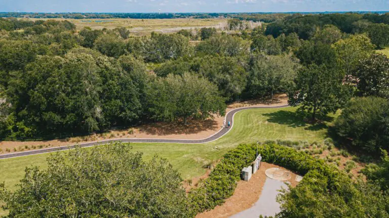 trails-parks-black-lake-walking-path-08