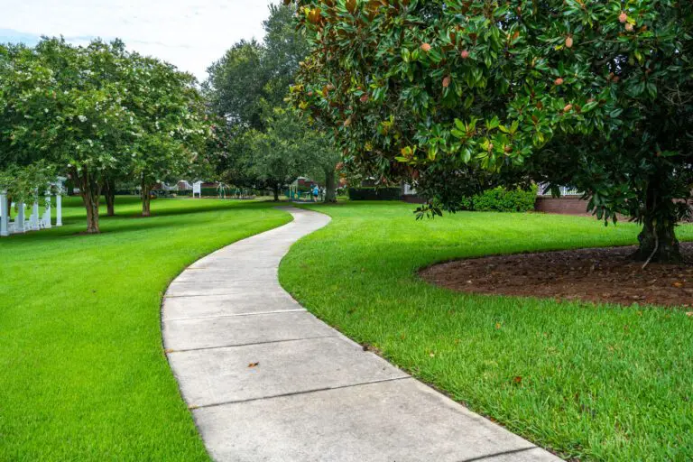 trails-parks-mulberry-grove-pathway-15