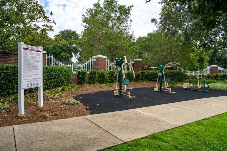 trails-parks-mulberry-grove-pathway-18