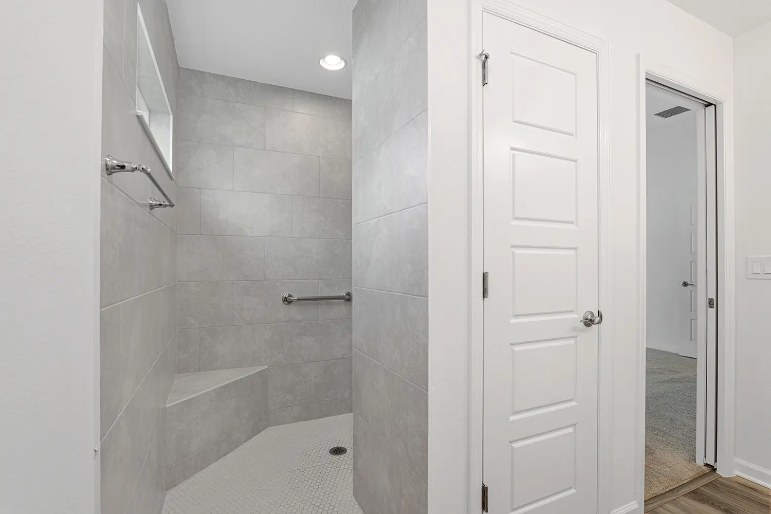 veranda-eaton-bathroom-shower