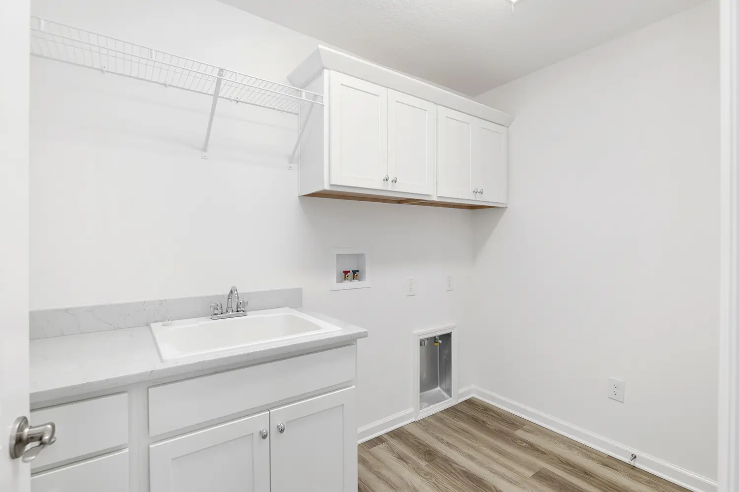 veranda-eaton-laundry-room