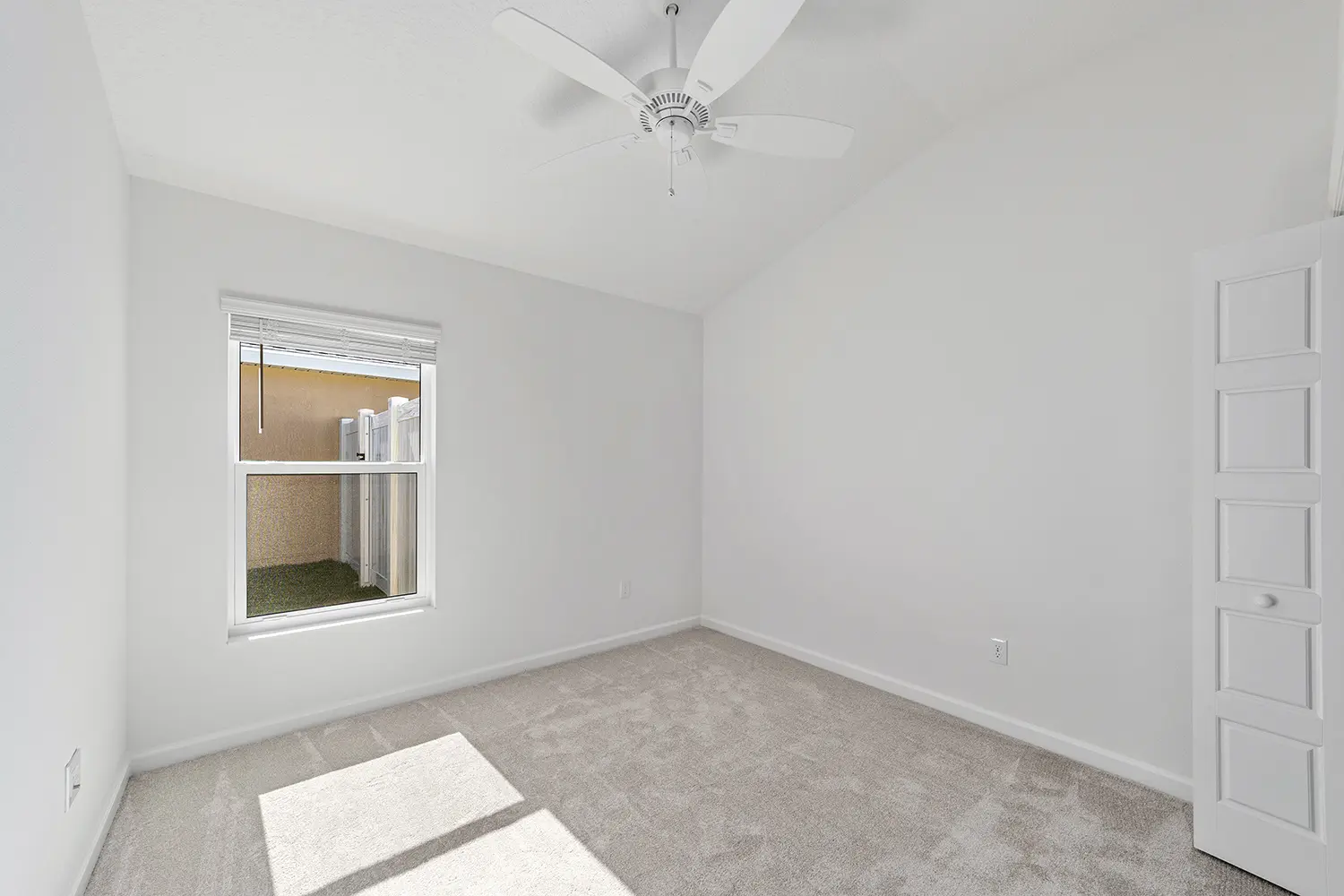 veranda-ottowa-bedroom-2