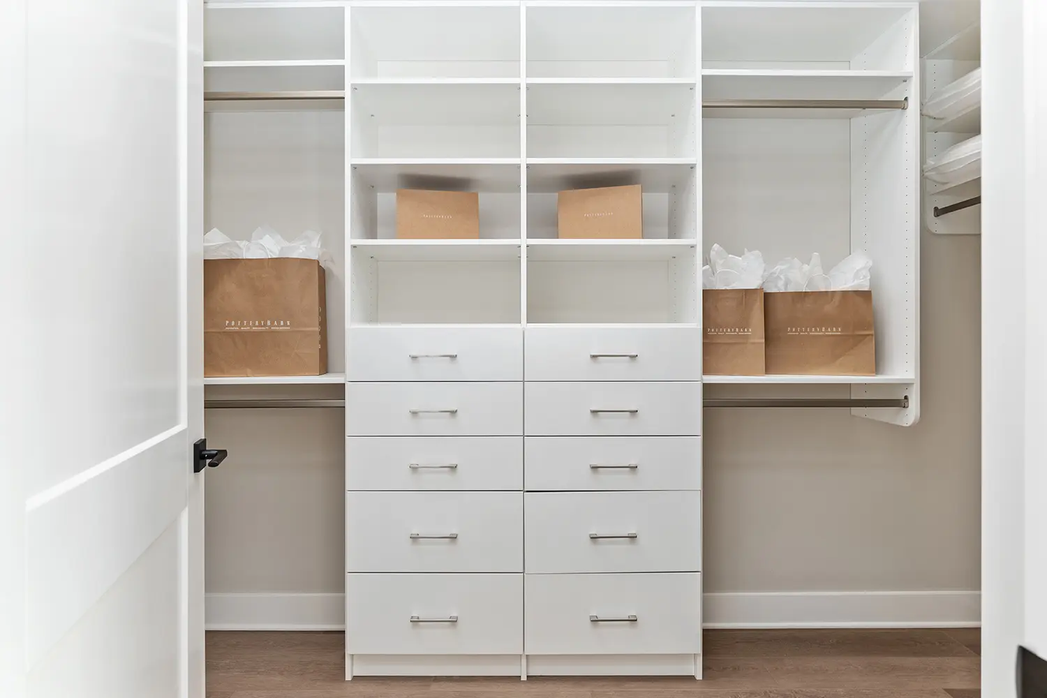 premier-westchester-street-of-dreams-closet