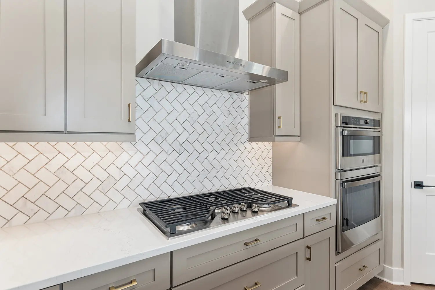 premier-westchester-street-of-dreams-kitchen-3