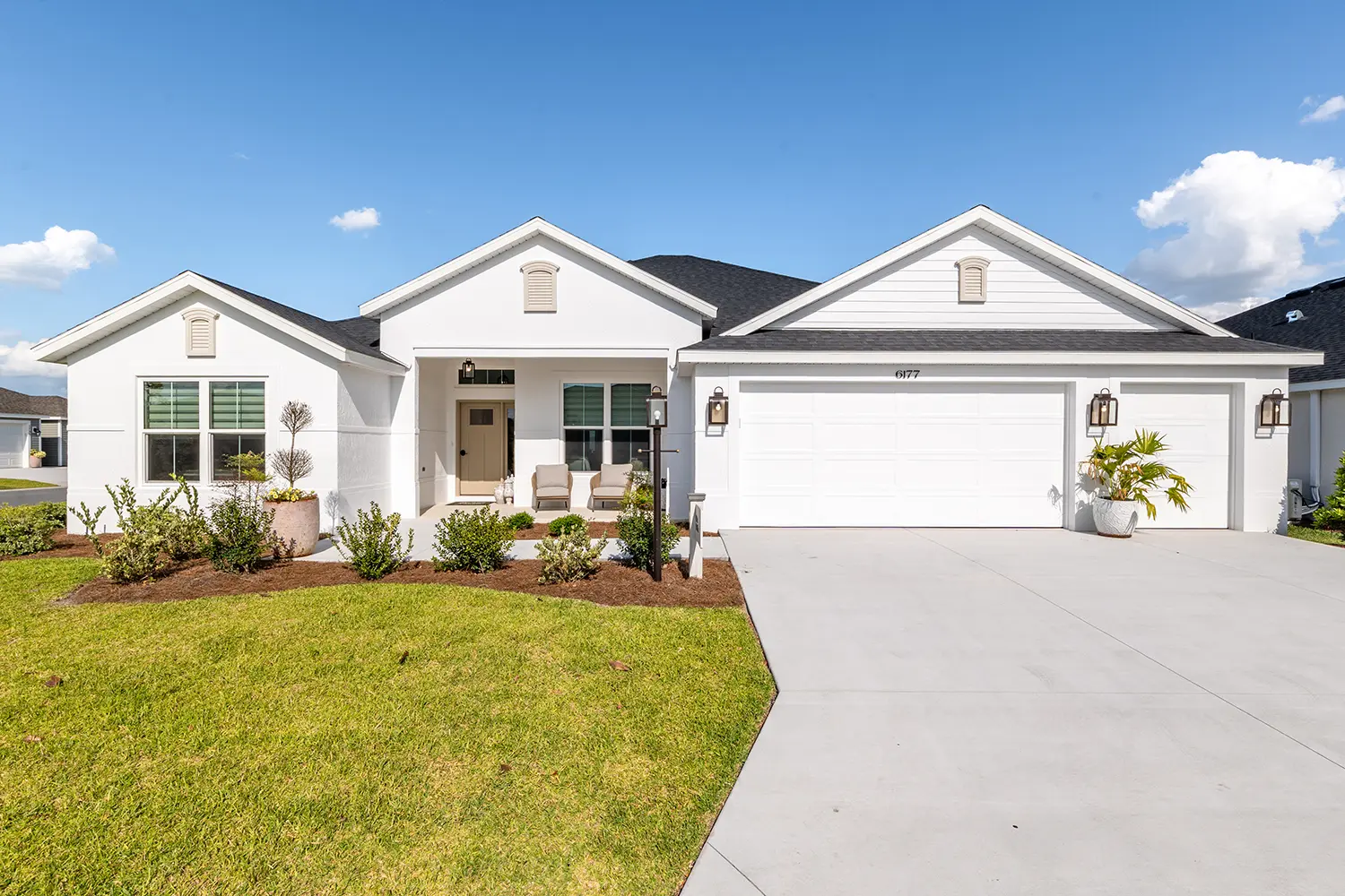 designer-robin-exterior