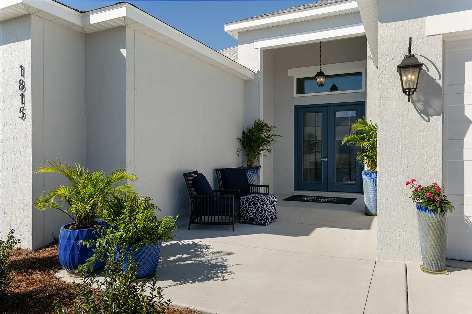 premier-warbler-exterior