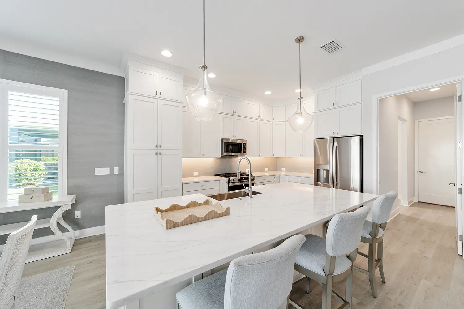 premier-warbler-kitchen-dining