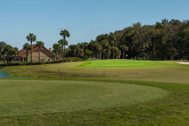 golf-executive-red fox-3