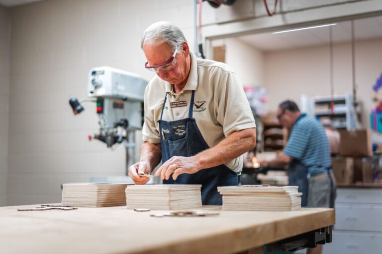 recreation-woodshop-woodworking-15