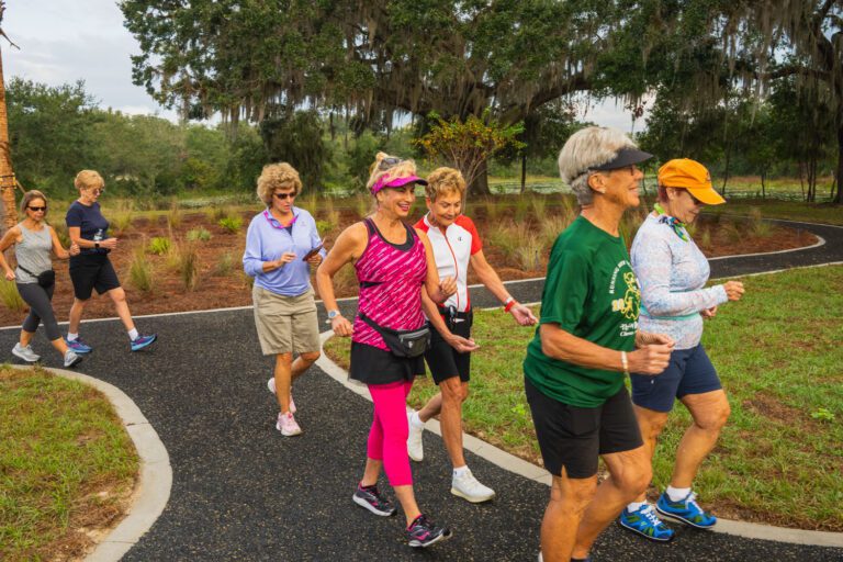 trails-parks-black-lake-walking-path-03