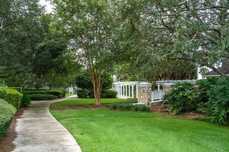 trails-parks-colony-cottage-pathway-02