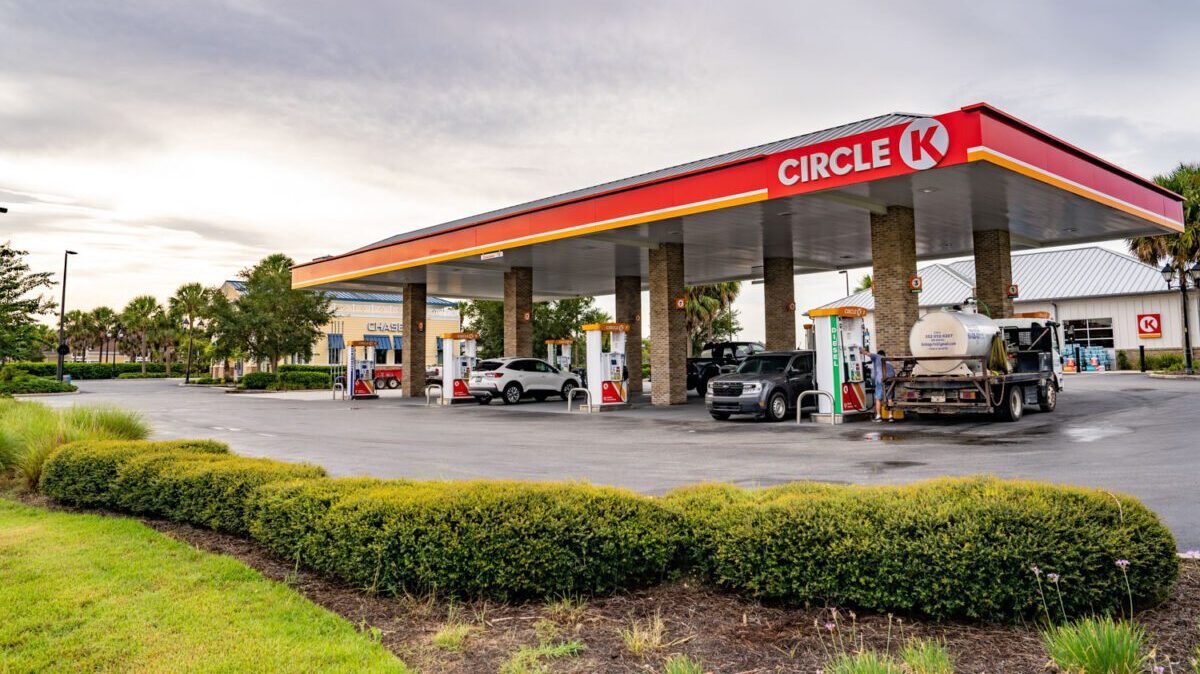 Pinellas Plaza Shopping Center-7469